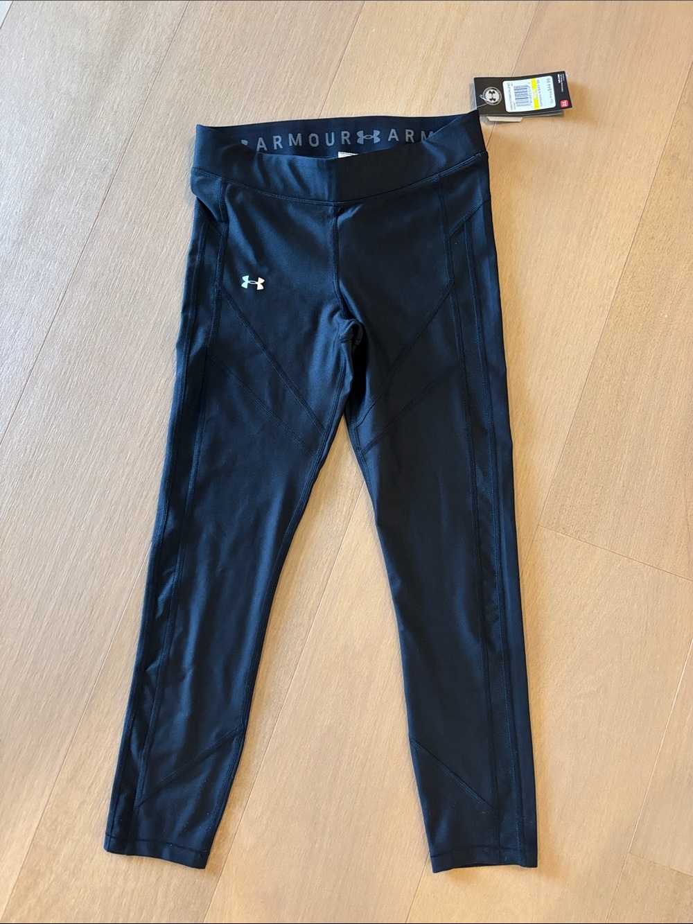 Under Armour Black Girls' Capris with Logo Waistband